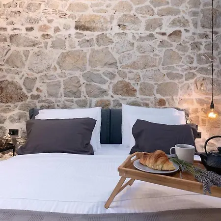 Nyaraló Dvori Antonci